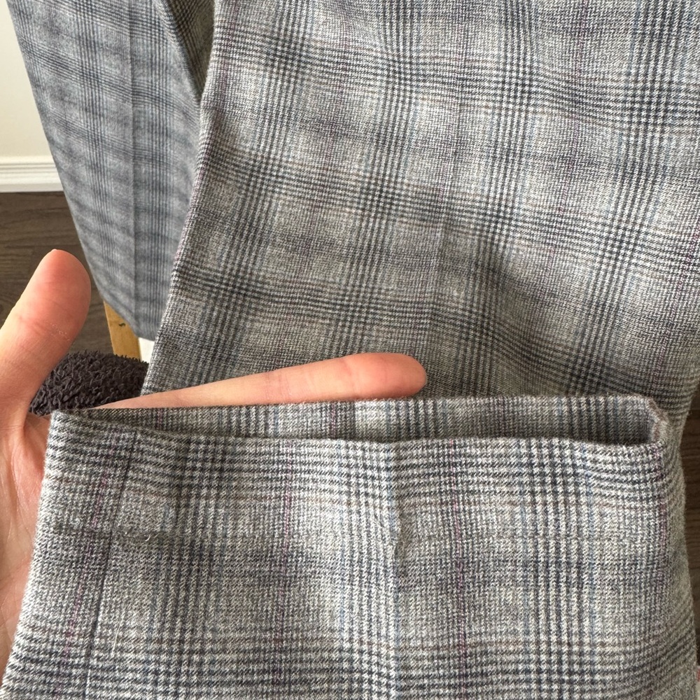Babaton Beige Plaid Straight Leg Pants, Size XXS - Picture 5 of 7